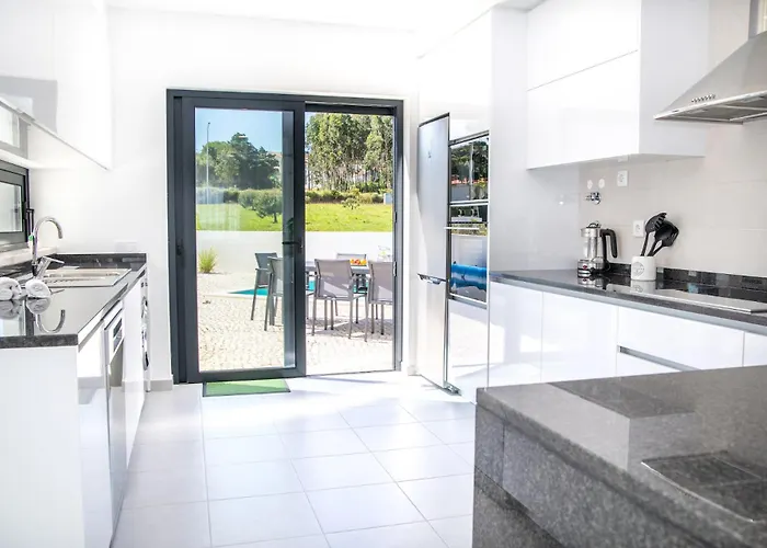 Casa Da Serra - By Sch Villa Serra do Bouro